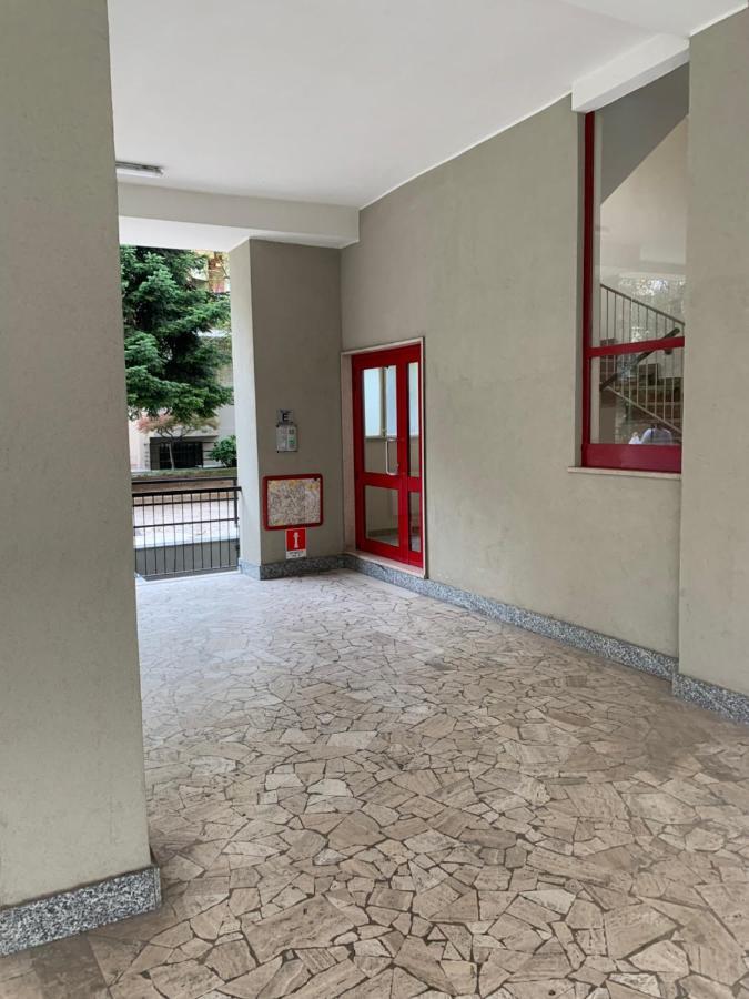 Smart Apartment Prada Foundation Milan Extérieur photo